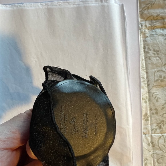 Barbie 1999 40th anniversary hallmark ornament - Picture 7 of 13